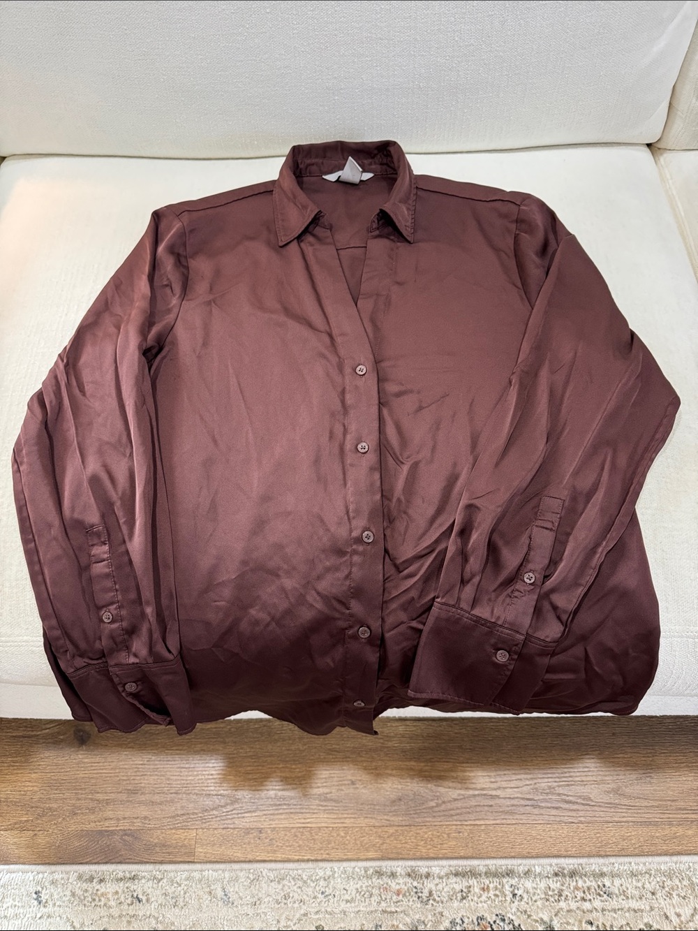 H&M Women's Medium Button-Up Blouse in Deep Burgundy / Brown